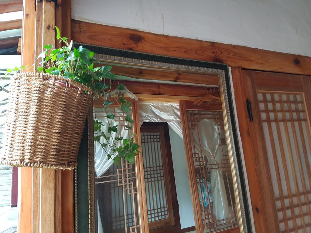 Dajayon Hanok Stay Сеул Экстерьер фото